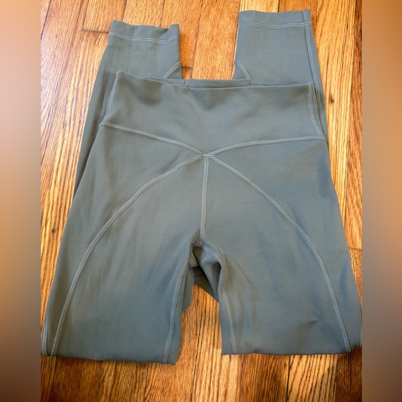 Lululemon Get Centered High Rise Tight 25” - Picture 8 of 9